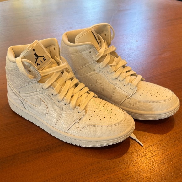 Nike Air Jordan White High-Top Sneakers - Picture 1 of 13